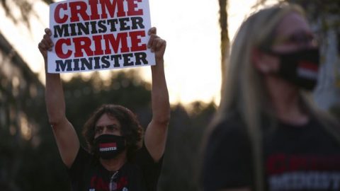 Thousands protest against Prime Minister Benjamin Netanyahu