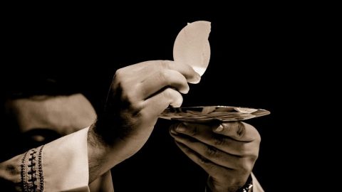 Wake County NC Still Banning Communion While Allowing Takeout
