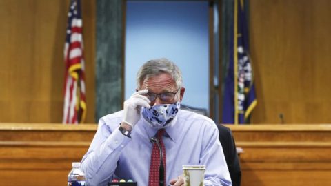 Sen. Burr steps down as Intel Committee committee chairman amid allegations of insider trading