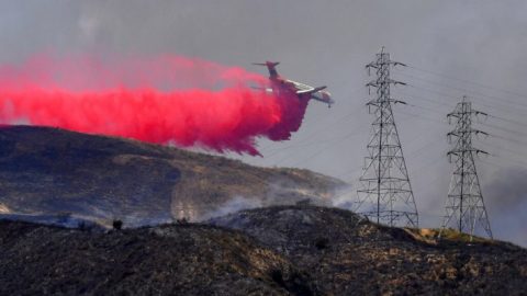 Red flag warnings issued for 4 western states