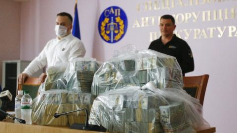 Ukraine Anti-Corruption Bureau seizes $6M bribe