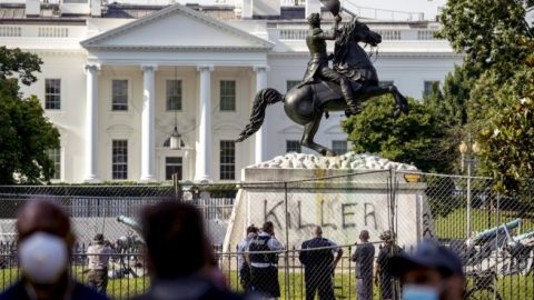 President Trump to sign executive order protecting historical monuments and statues