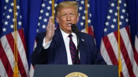President Trump: V-shaped recovery underway, but lockdowns must end