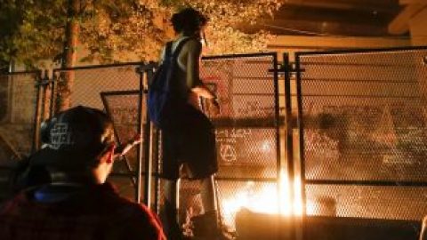 Portland groups file lawsuit against Trump admin.